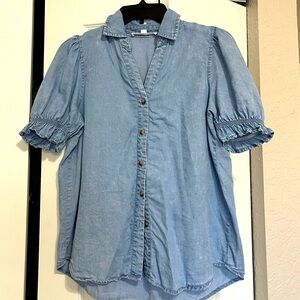 Women's Blue Button-Front Top